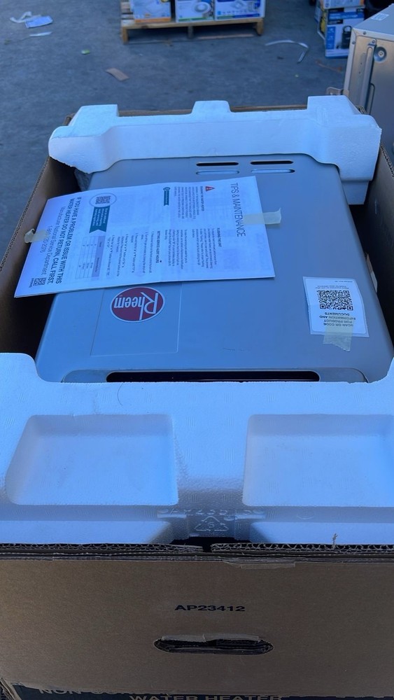 Rheem 9.5 GPM Smart Outdoor Tankless Water Heater Natural Gas (Read Discribtion)