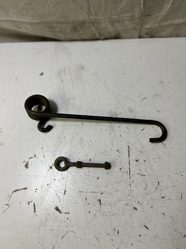 70-78 Arctic cat left front suspension spring 0104-032