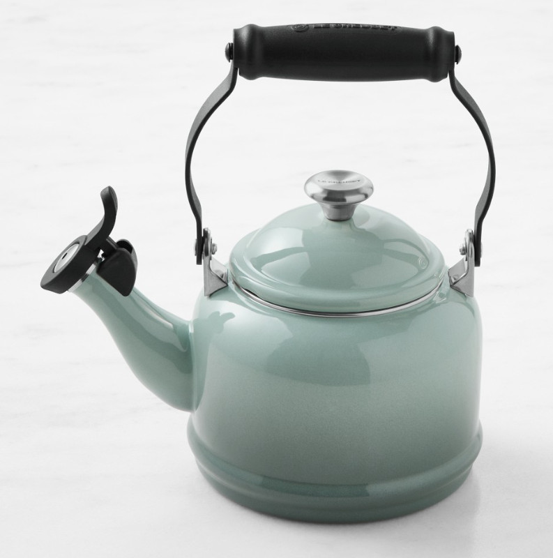 Le Creuset Classic Demi Tea Kettle