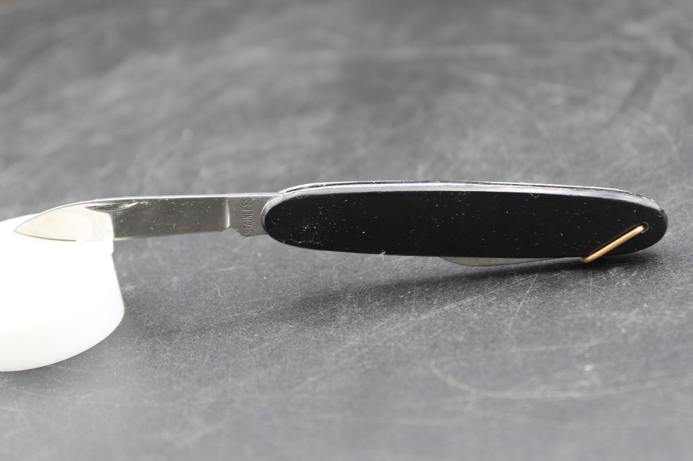 Stainless Two Bladed knife
