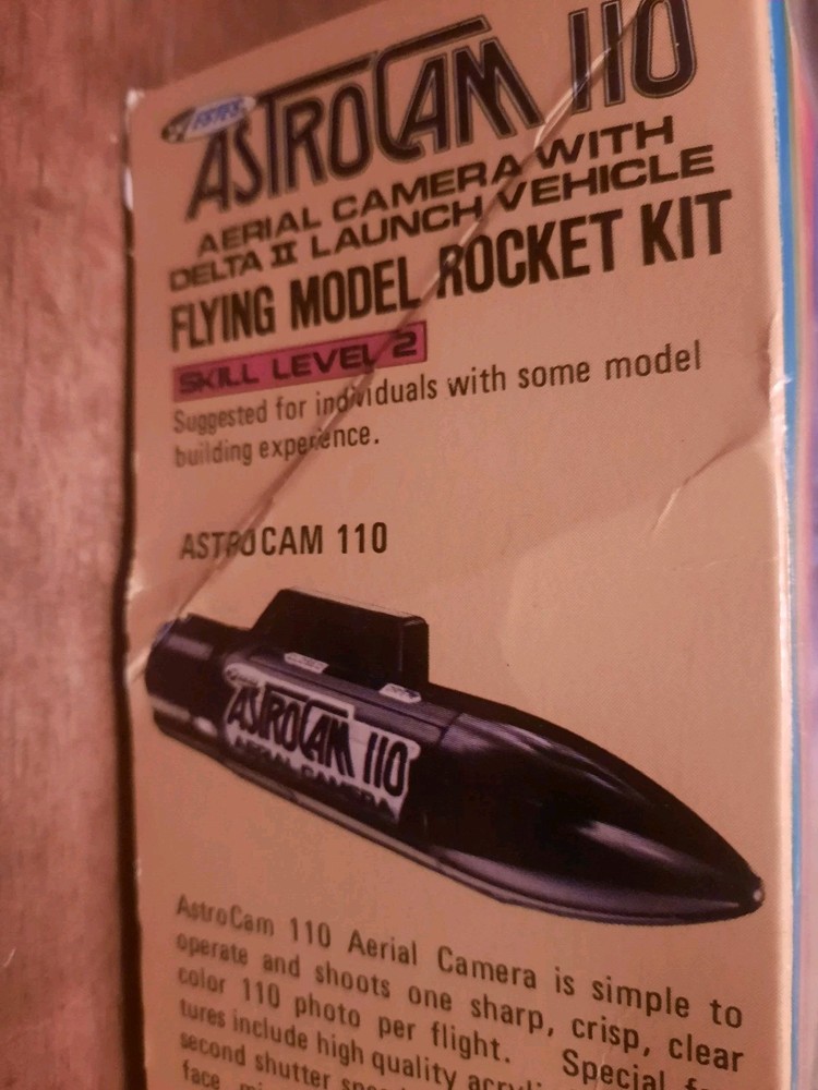 Classic Estes ASTROCAM 110 model rocket kit