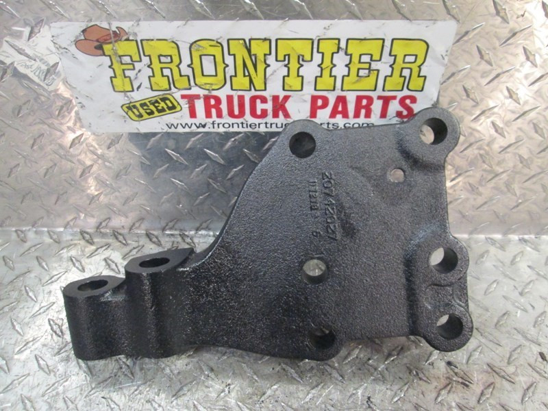 Volvo Engine Mount 20742027 (548-10947)
