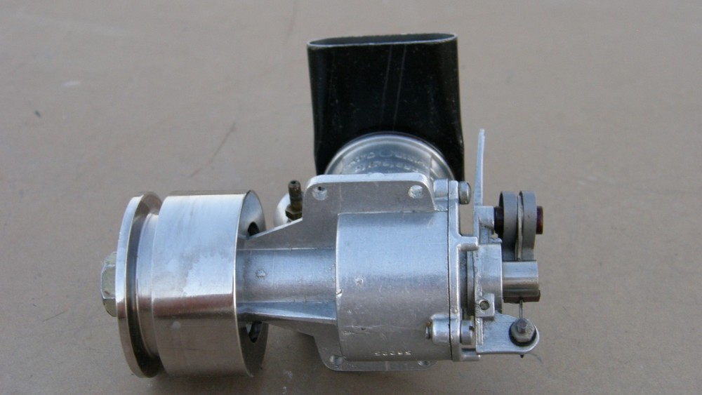 OK 60 TORONADO RACEWAY TETHER CAR / MARINE Spark Ignition Model Engine