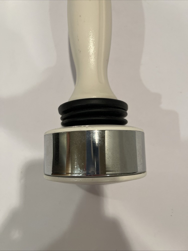 Shake Weight White Dumbbell 2.5lbs