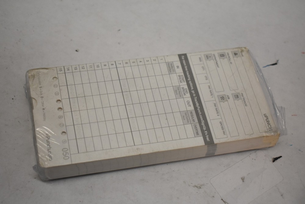 UPunch AutoAlign Calculating Time Cards 100 Double-Sided Top-Loading HNTCL2050