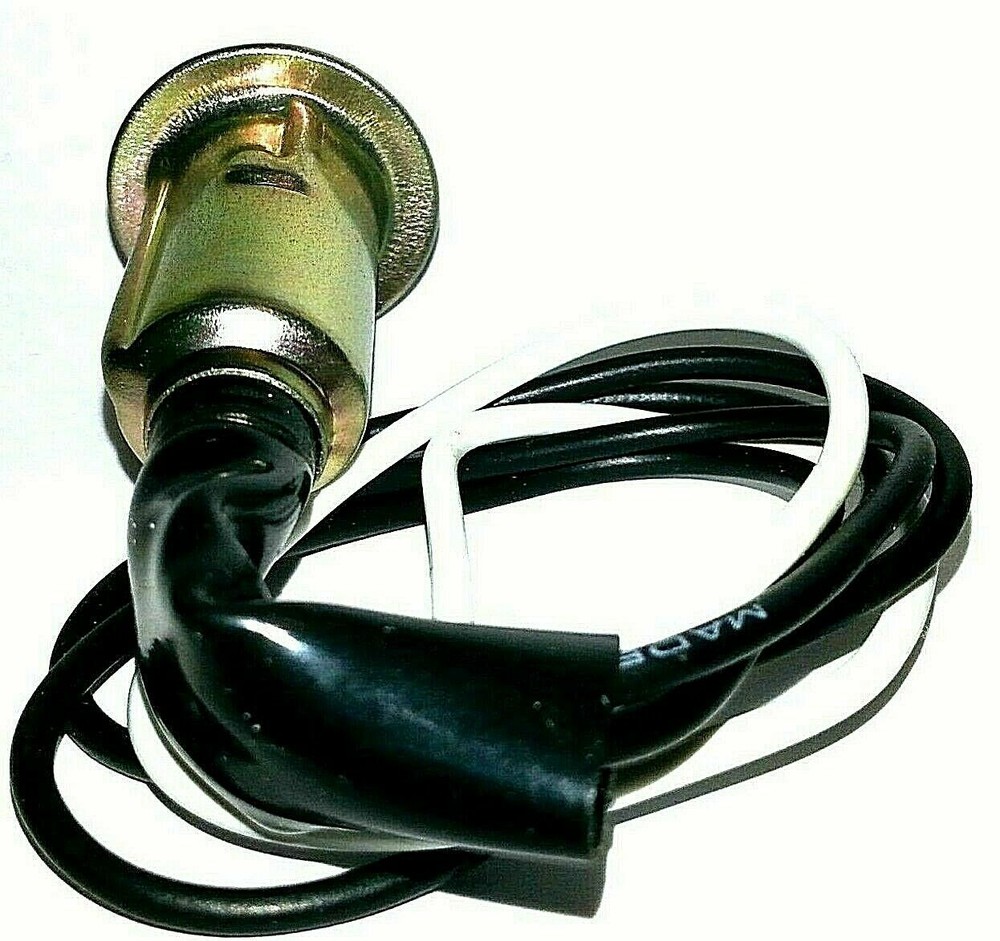 GM Park Tail Stop Turn Signal Side Light Lamp Bulb Wiring Harness Socket D34