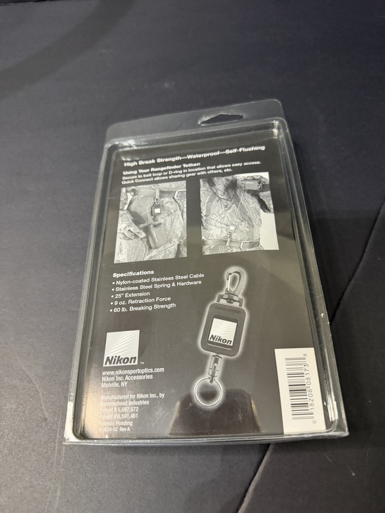 Nikon Retractable Rangefinder Tether, Camo, NEW. Realtree.