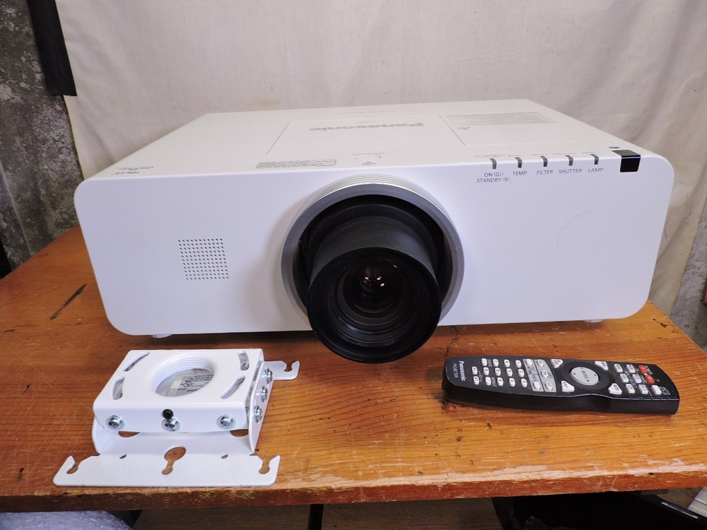 Panasonic PT-EZ570U projector 5000 Lumen projector with remote & ceiling mount#1