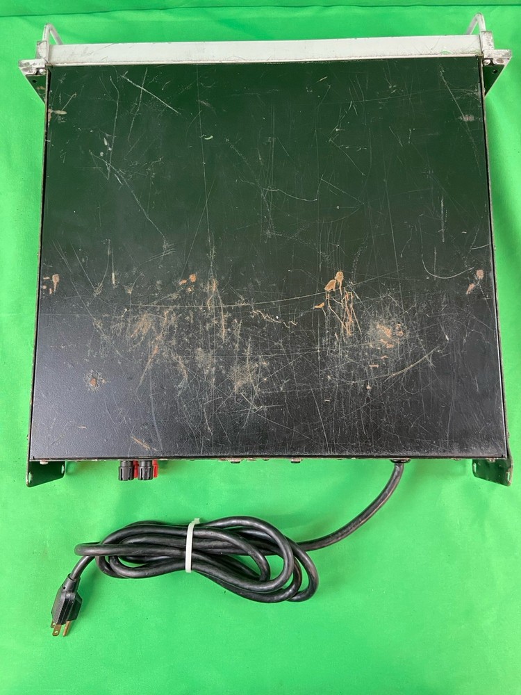 CROWN MACRO-TECH 600, 2 CHANNEL POWER AMPLIFIER