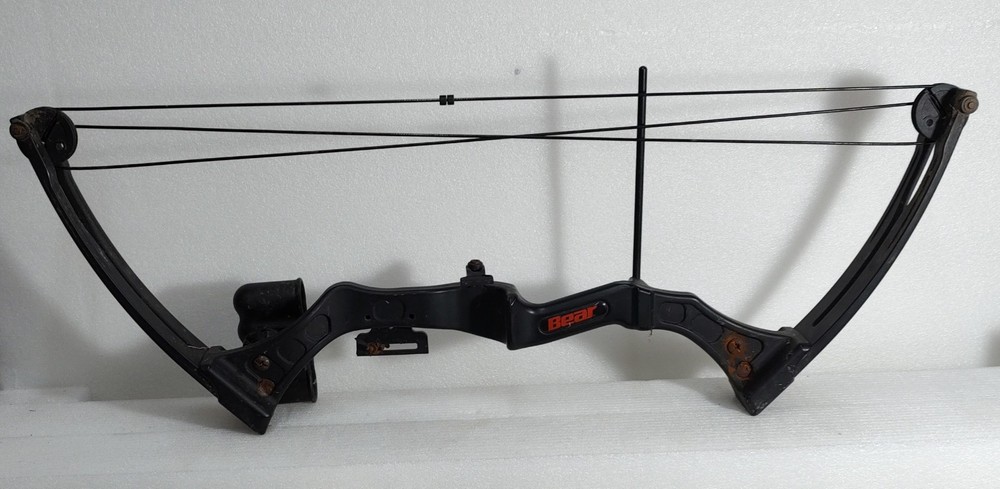Bear Compound Bow 27" Compact