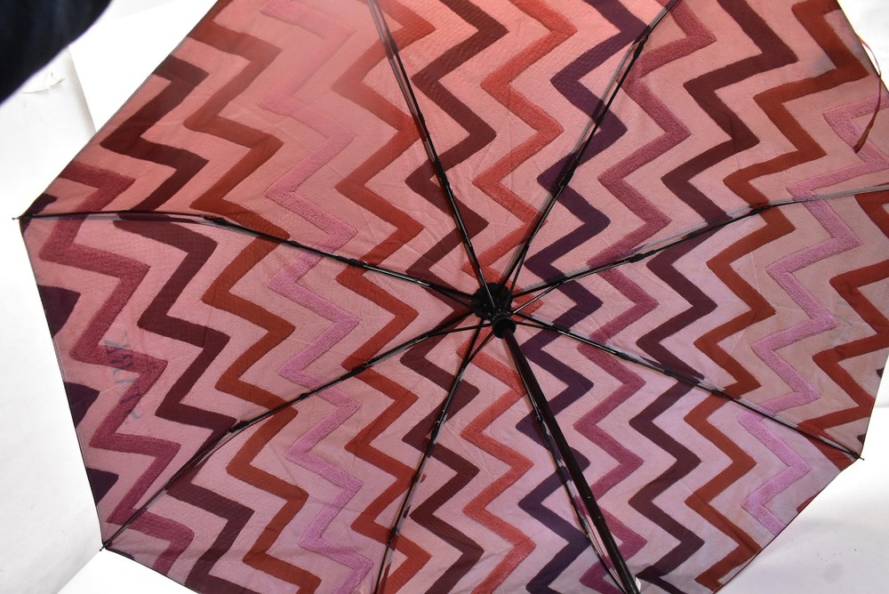 Missoni Stark Compact Folding Umbrella Rust Zigzag Chevron Print Automatic