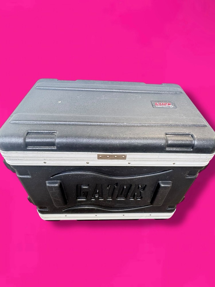 Gator Cases Lightweight Molded 6U Shallow Rack Case