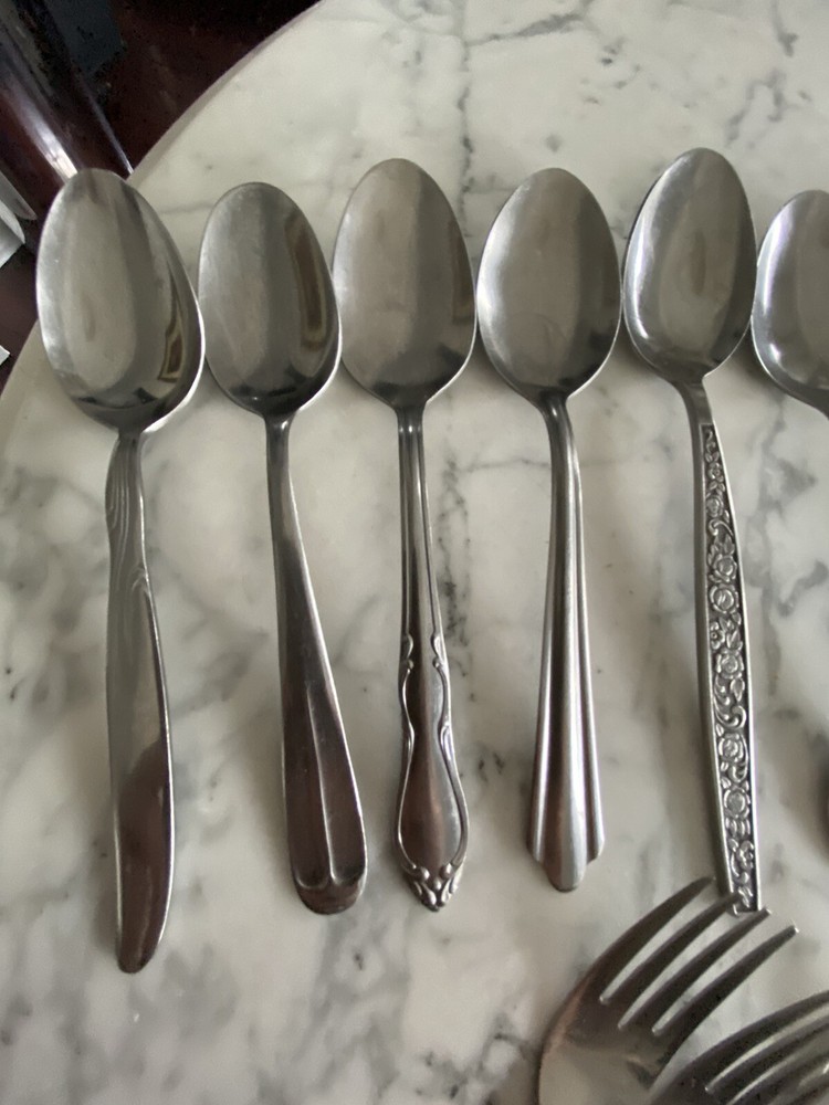 Craft Lot stainless vintage flatware Granada Imperial Oneida Ecko 31 pieces