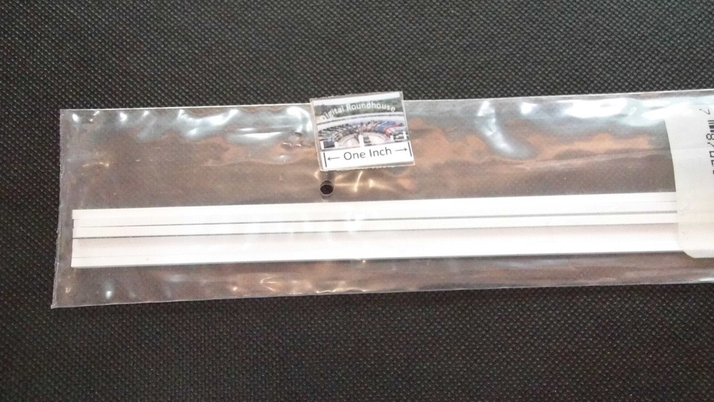 Evergreen Scale Models #165 Strips (.080" X .100" X 14") Opaque White, pkg. 8