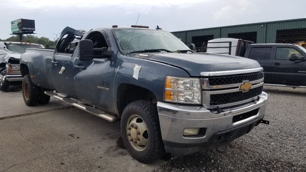 13 CHEVY SILVERADO 3500 INTERCOOLER PLUMBING PIPE KIT
