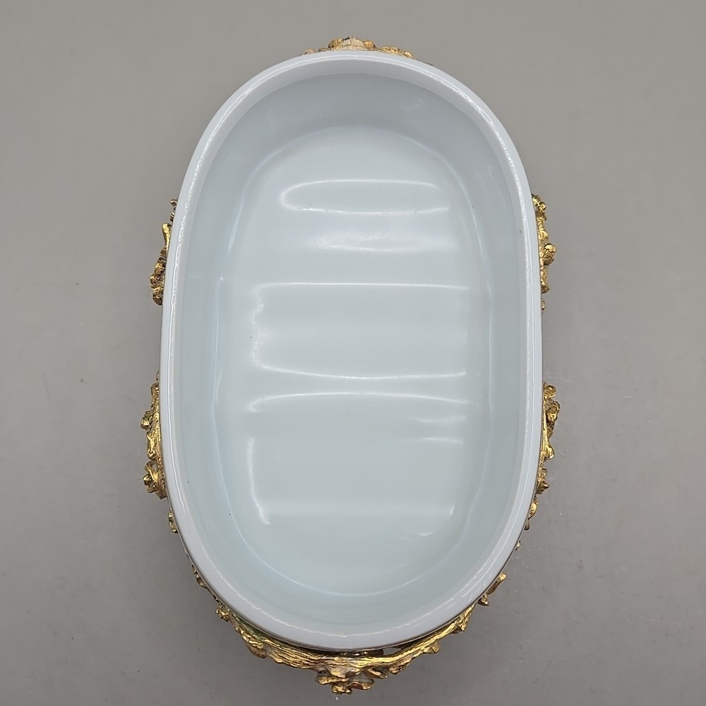 Matson Soap Dish Fleur-De-Lis Basin Floral Pattern Footed Base Gold Filigree