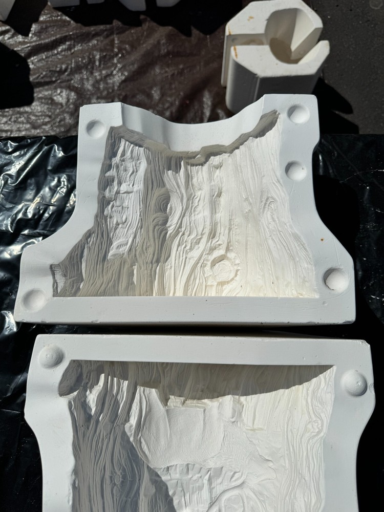 VINTAGE DOC HOLLIDAY CERAMIC MOLD #2268 ELK PLANTER