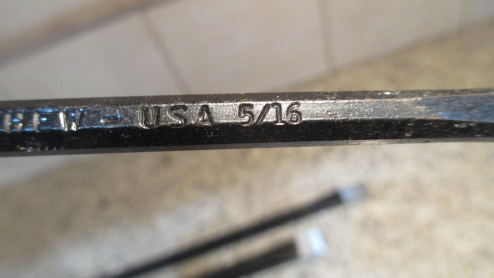 5 New, Mayhew Chisel Set