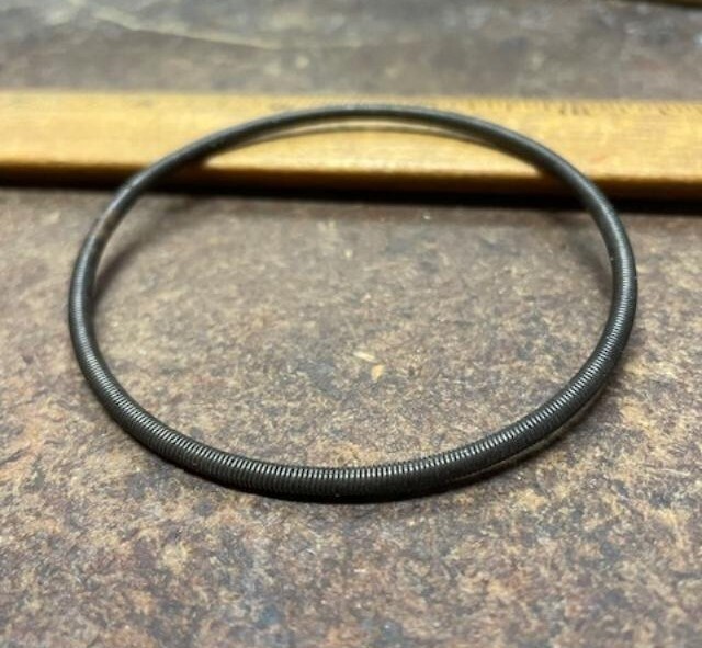 O-Ring Shaped Steel Spring (NOS)