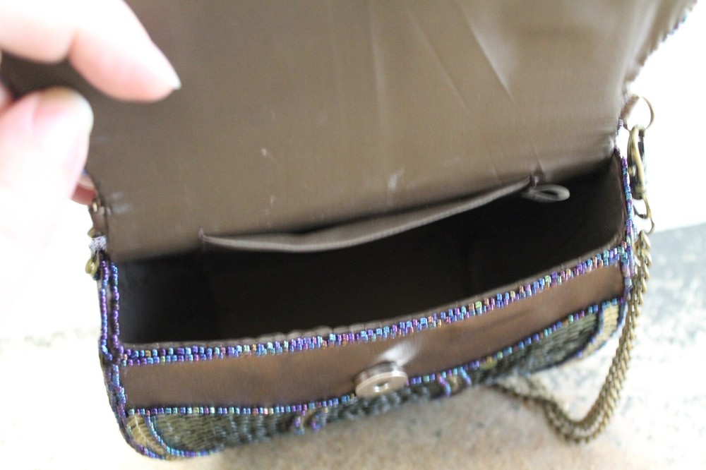 VINTAGE green sequin purse with elegant chain "strap"