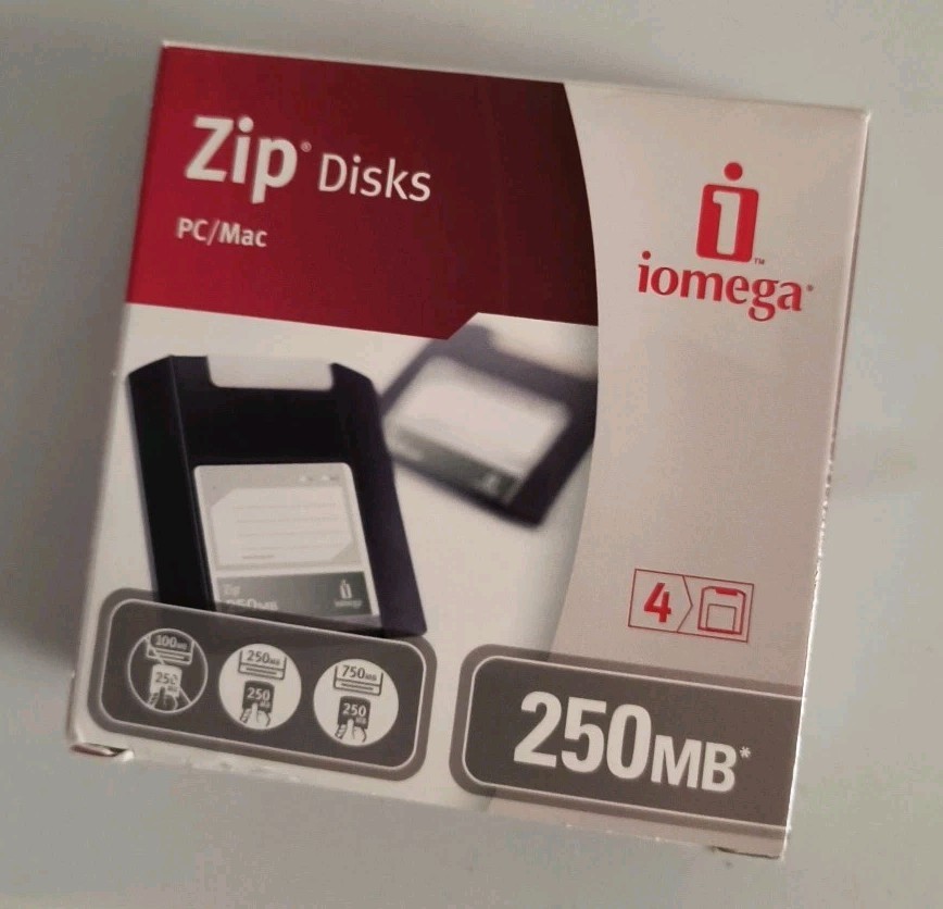 Iomega Zip 250MB Disks PC / Mac Formatted 4 Pack