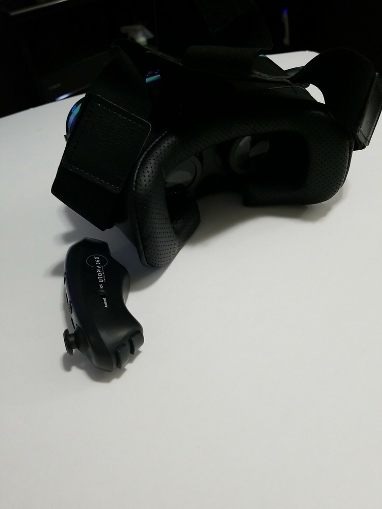 UTOPIA 360 DEGREES VIRTUAL REALITY VR HEADSET VIDEO DISPLAY, WITH CONTROLLER