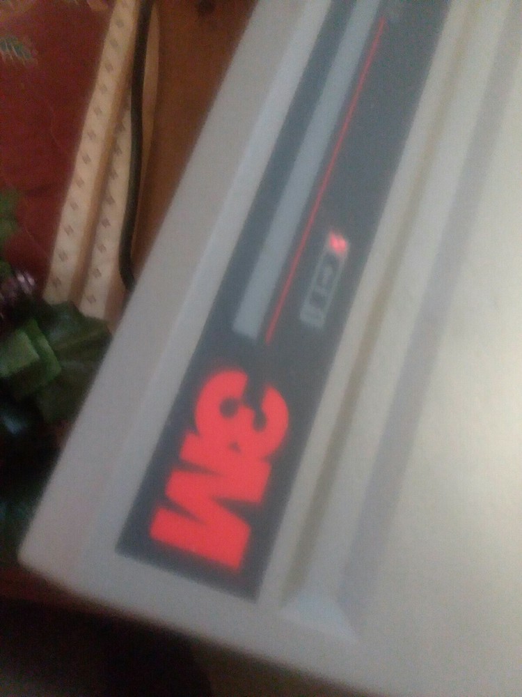 3M 910 Overhead Projector, Folding Dual Bulb lamp changer wall