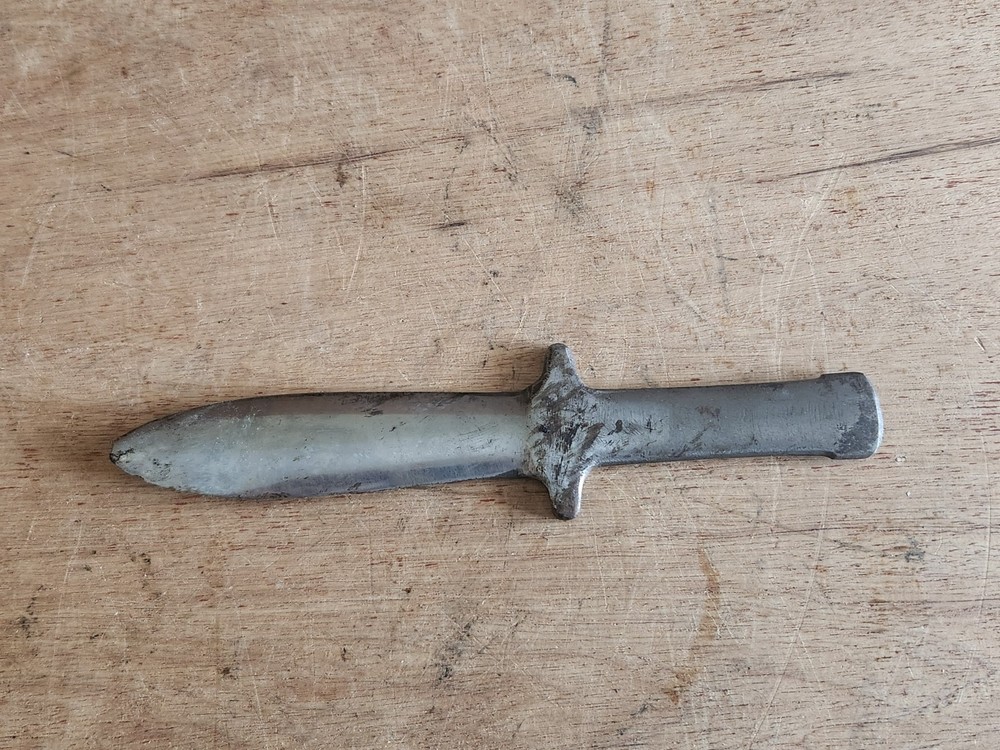 Fixed Blade Knife No Handle Not Sharp Broken Tip Unbranded Vintage HELP