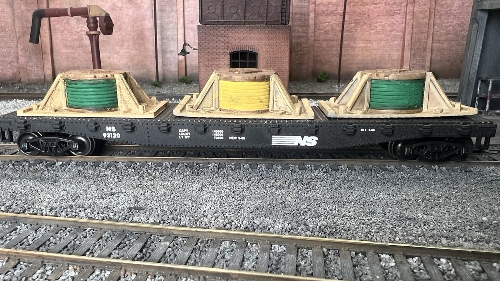 N Scale Cable Drum On Pallet - Car Load (3)