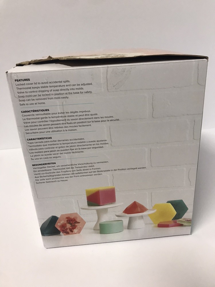 We R Memory Keepers Suds Custom Soap Making Machine Crafting Open Box