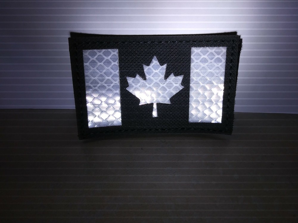 1 pc REFLECTIVE CANADA FLAG Emb patch 3-1/8x2" HOOK back