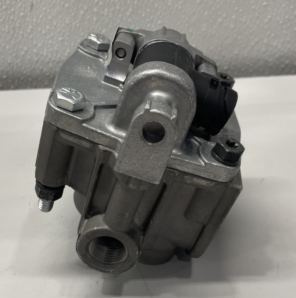 Bendix ATR-6 Traction Relay K070962