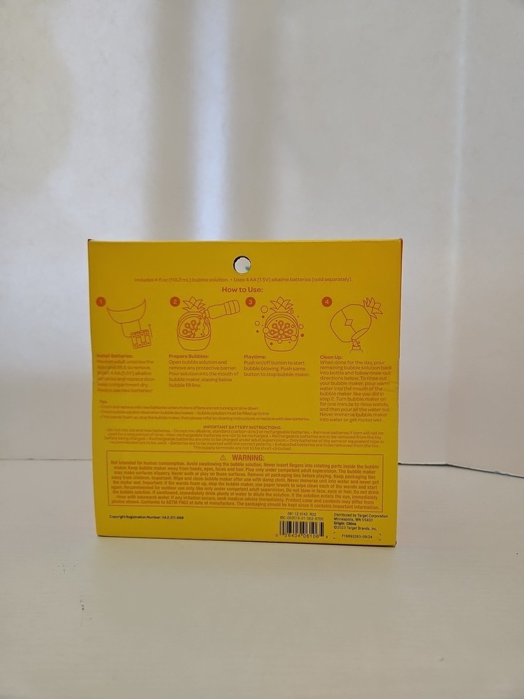 Sun Squad Bubble Maker, Pineapple Battery Operated Bubble Maker