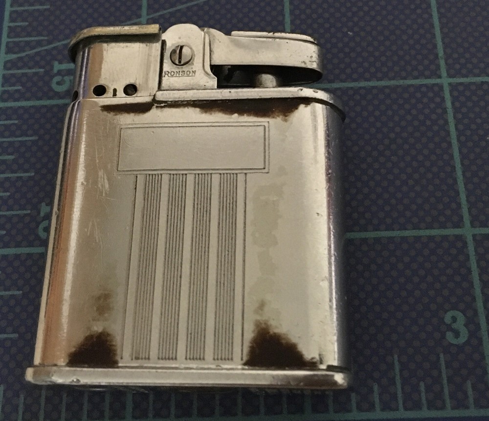Lighter Vint Ronson Whirlwind Good Working Condition W Disappearing Wind Shield