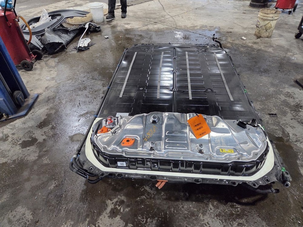TESLA 3   2023 Battery 1027784