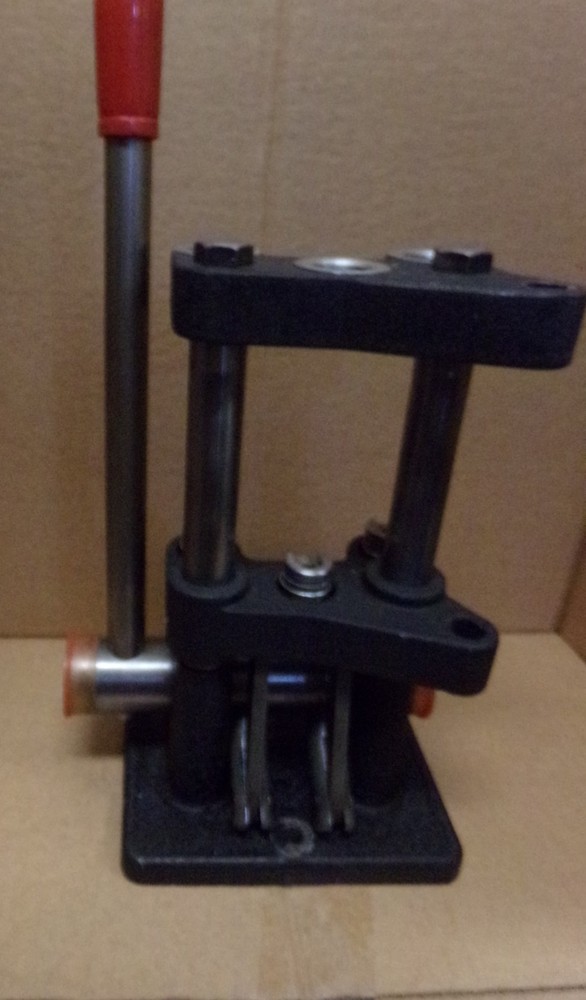 CH RELOADING PRESS MODEL CH333 'H' Press Vintage Reloading Press. Used Excellent