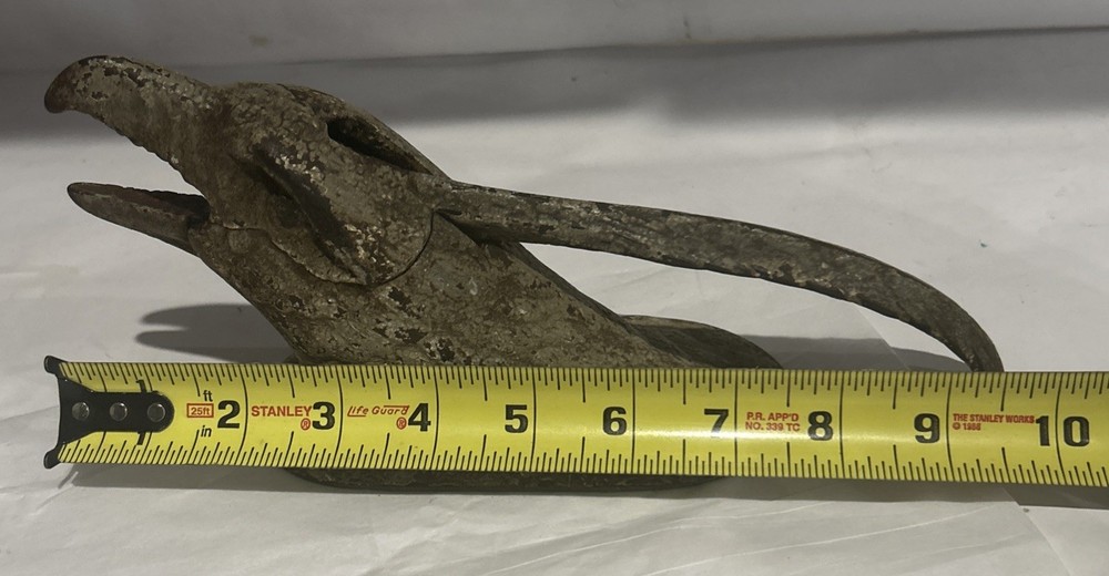 Antique 19thC Cast Iron Unpainted AMERICAN EAGLE Bird Figural Nutcracker *Read*