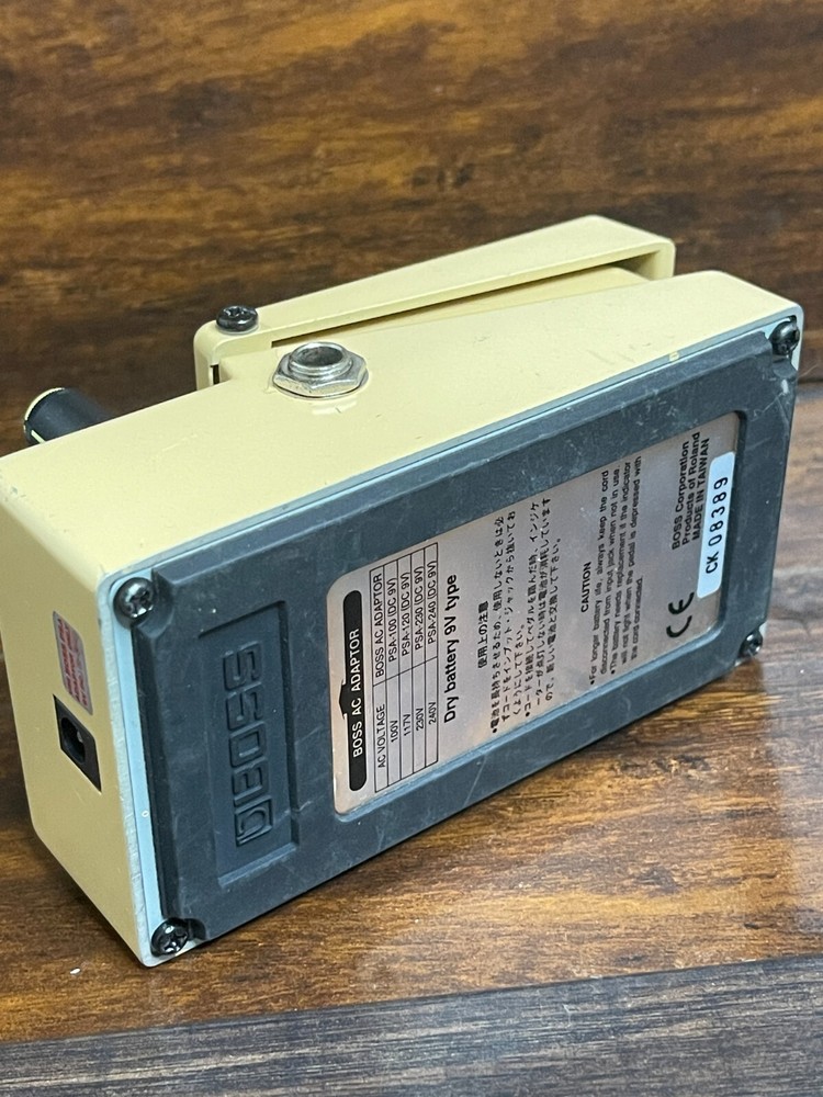 BOSS AW-2 Auto Wah Rare!