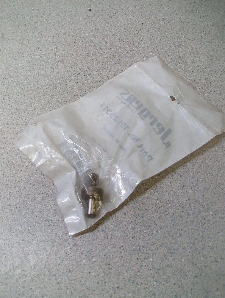 Jergens 101-29313 Lock Mount Collared Locating Pin