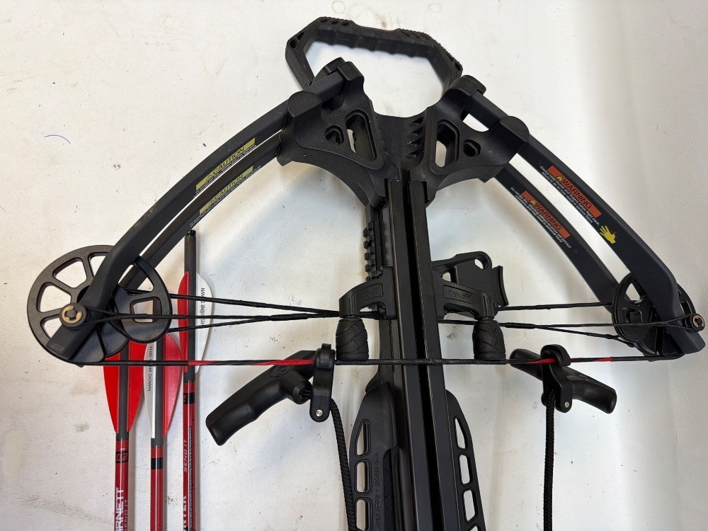 Barnett BLK OPS 390 cross bow