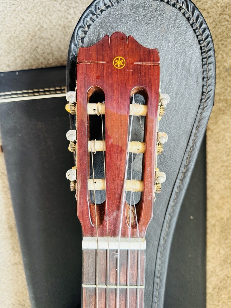 🎸 Yamaha Classical Guitar CGS-104 + Case