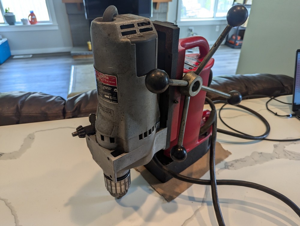 Milwaukee 4201 Electromagnetic Drill Press  Base with 4262-1 Drill Motor