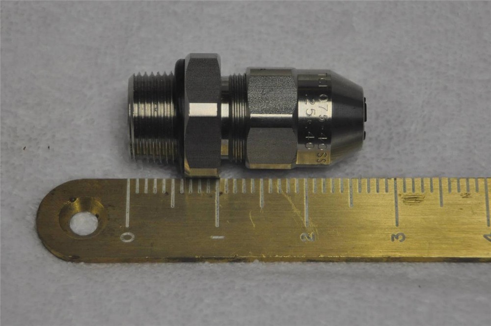 THOMAS & BETTS TCF075-40SS Cord Connector .250-.400