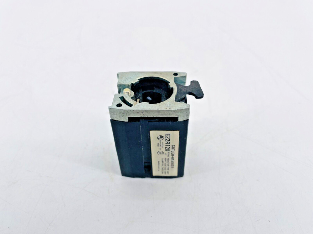 New Cutler Hammer E22R120 Pilot Light 120V NO BOX