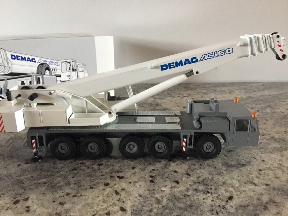 Demag AC 160 Telescopic Crane Conrad Model 2081