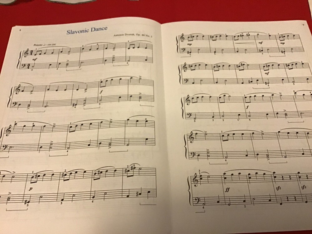 Easy Master Themes, Lev 3 (Various) Educational Piano