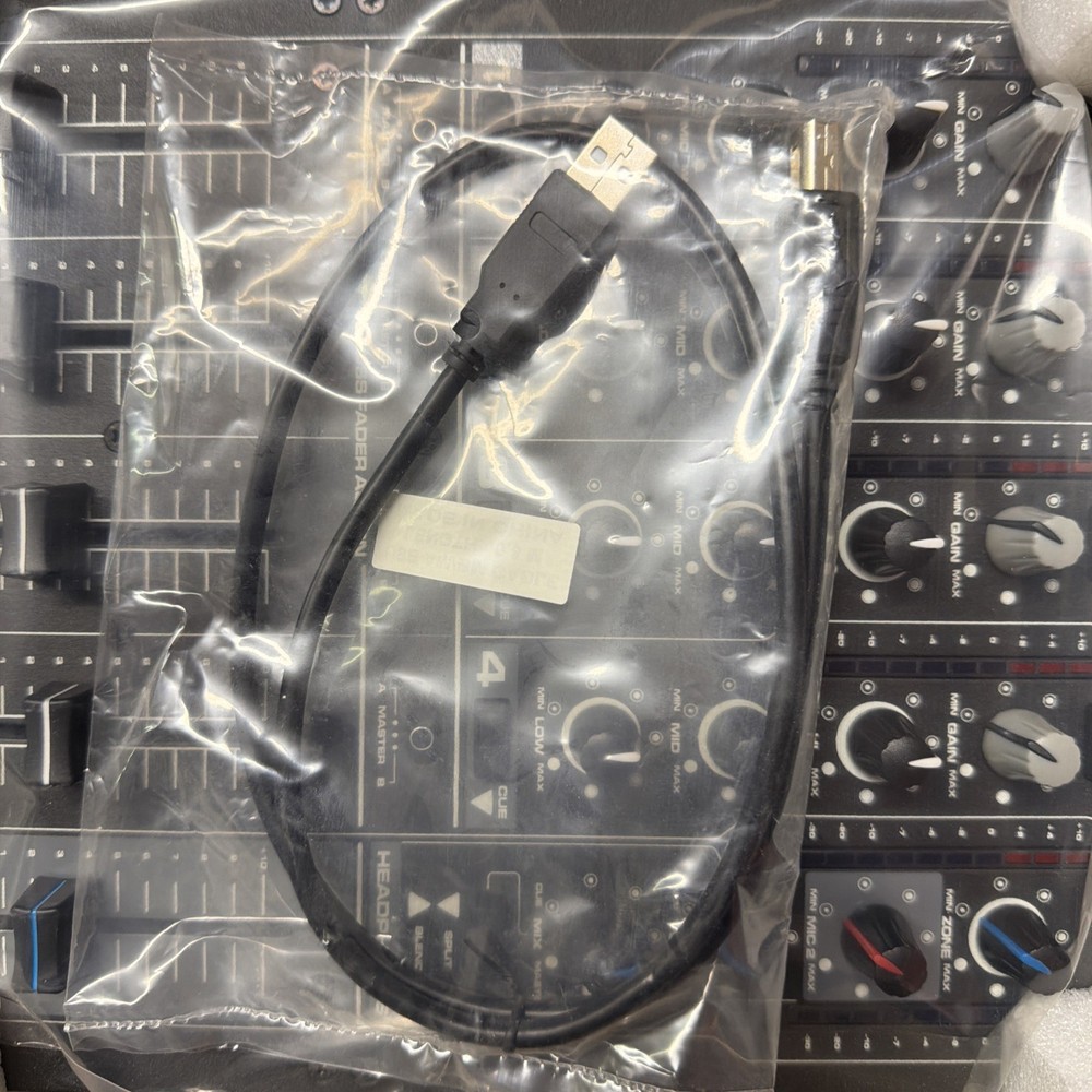 DJ-Tech DDM2000 USB 4 Channel DJ Mixer w/ Effects BPM Counter Traktor