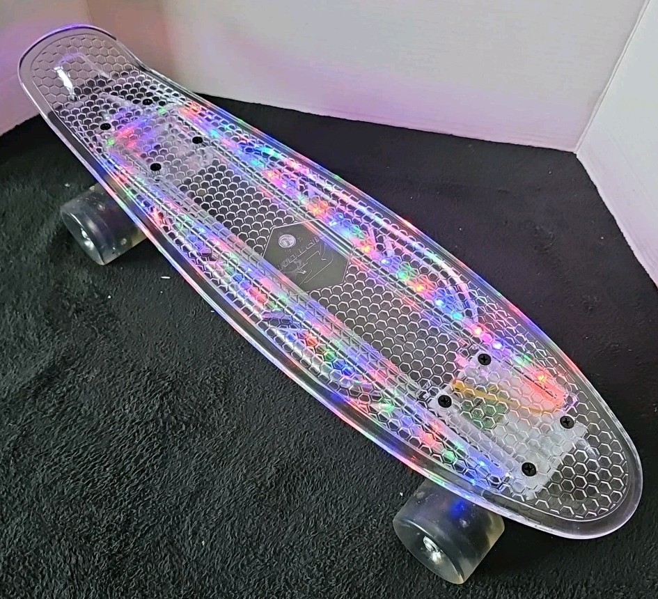 Cipton LED 12 Mode Light Up Deck Motion Activated LED Wheels Skateboard Works.