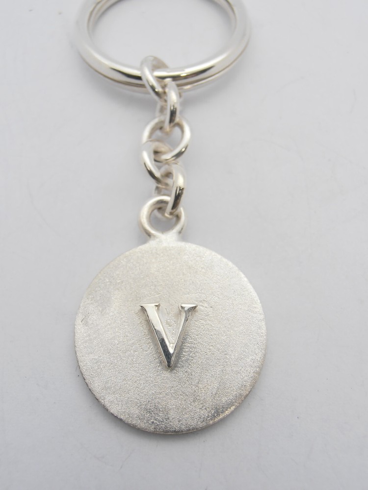 Keychain with letter - V - 925 Silver - initial - alphabet - breeze -