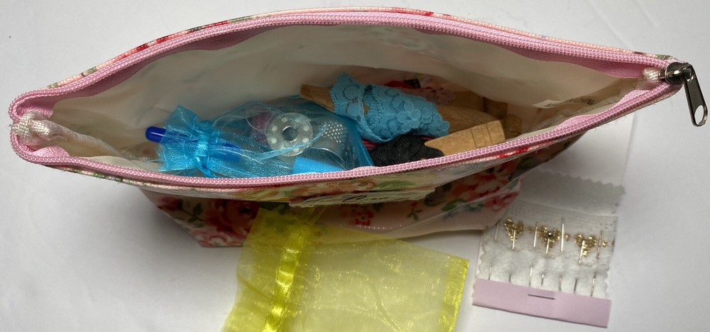 Large Wicker Sewing Basket Notions Keepsake Kit Vintage Cottage Core Oval 2018